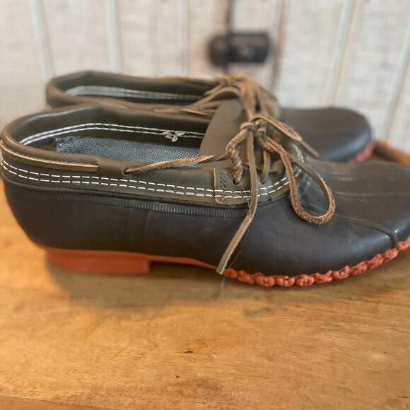 LL Bean Bean Boots Gumshoes Size 12 Brown Duck Boots NWT - Picture 2 of 6